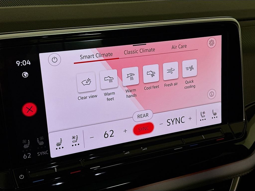 Used 2025  Volkswagen 2.0T Peak Edition image 16