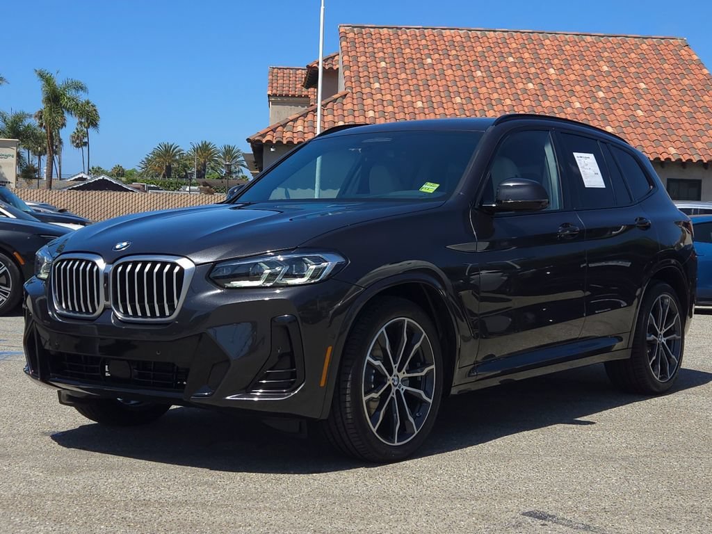 Used 2024 Dark Graphite Metallic BMW sDrive30i image 3