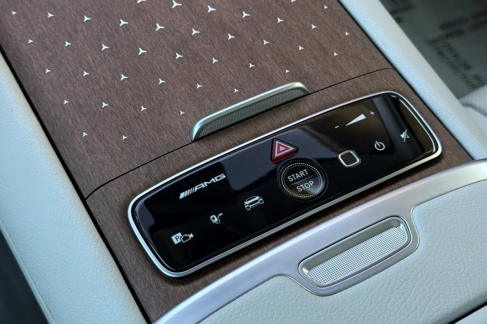 Certified Used 2024 White/off-white Mercedes-Benz AMG® Base image 23