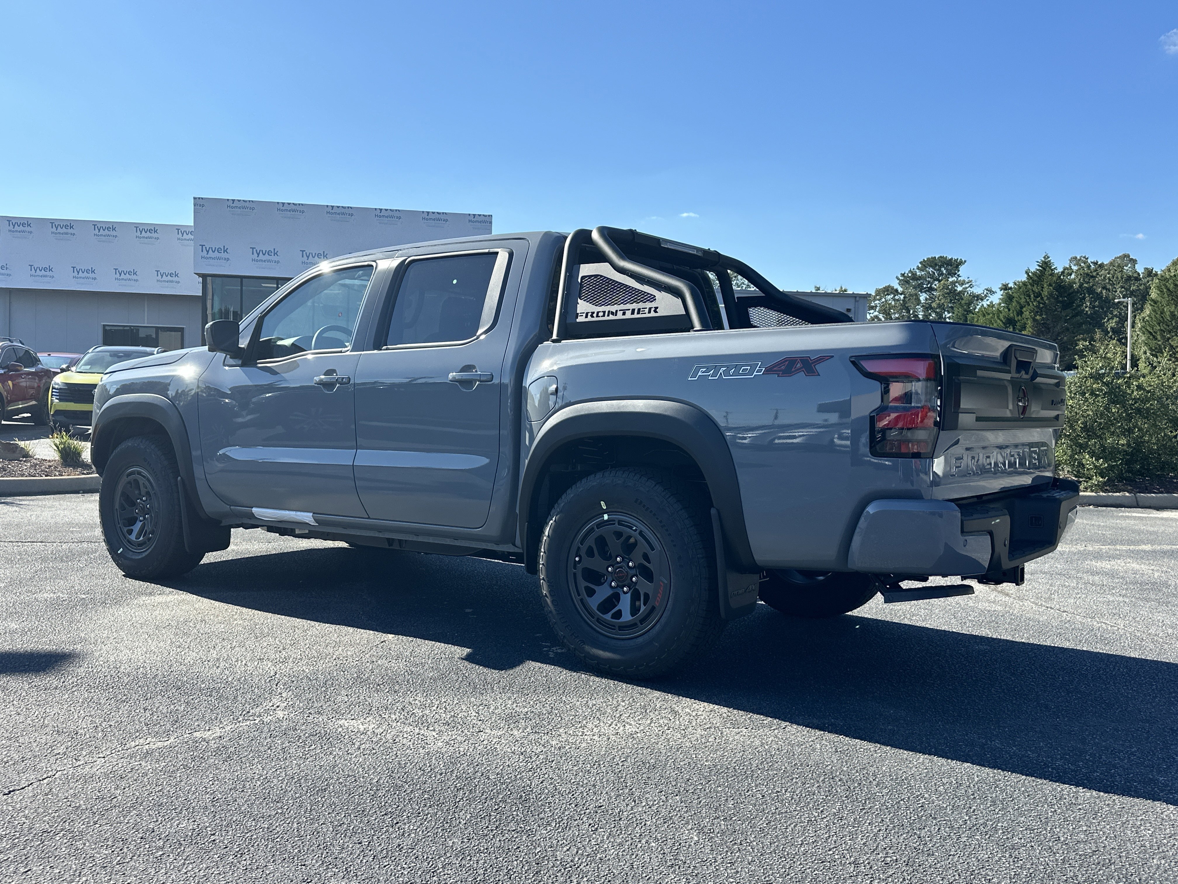 2025 Nissan Frontier PRO-4X - Photo 6