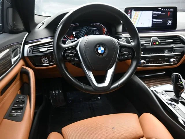 Used 2021 White BMW 540i image 23
