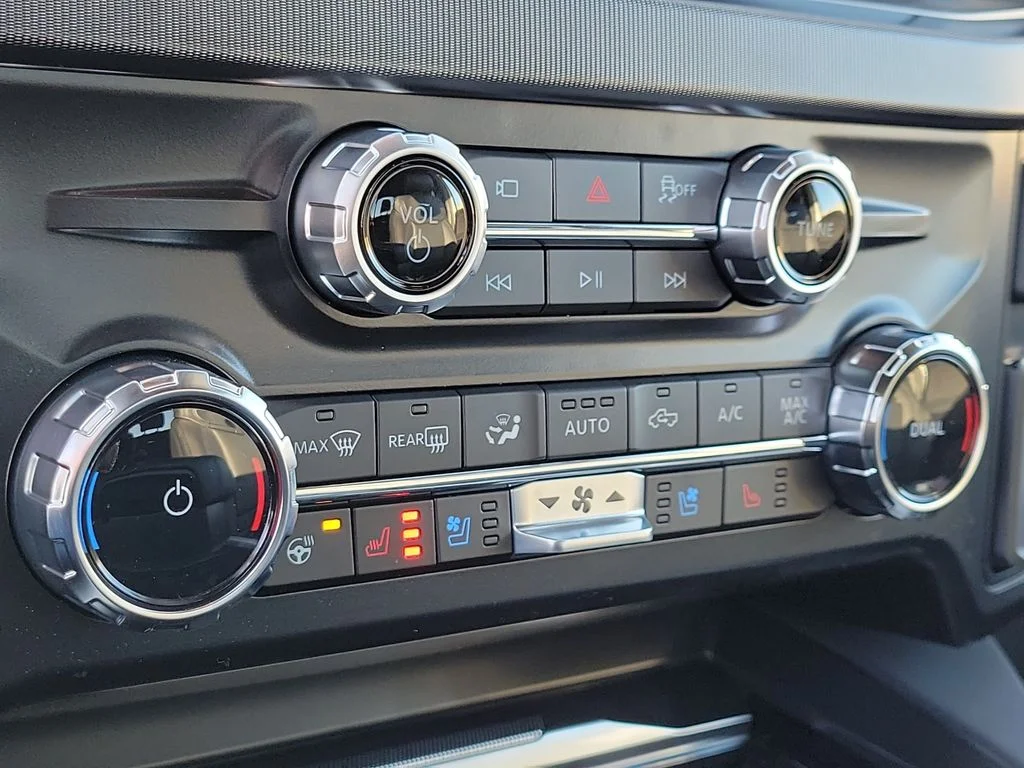 2026 Ford F-250 Super Duty Platinum - Photo 24