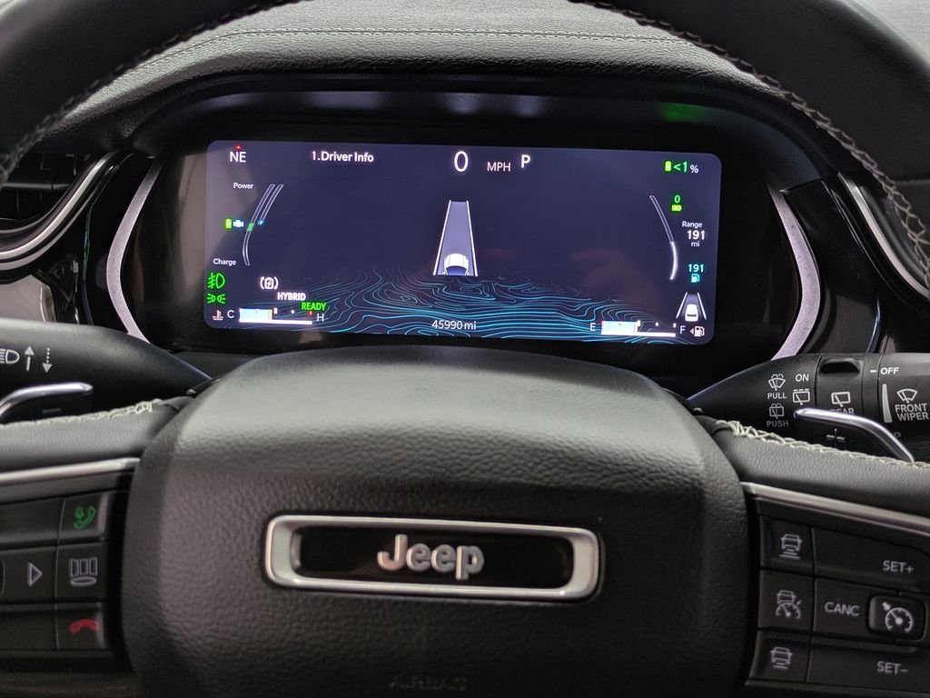 Used 2023 Silver Jeep 4xe image 29