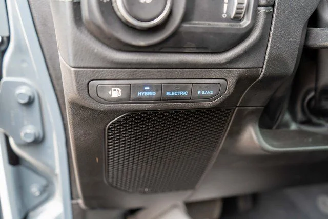 Used 2024 Gray Jeep Sahara 4xe image 18