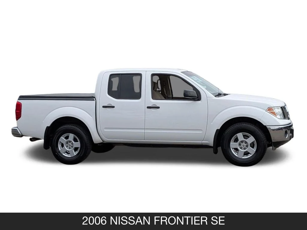 Used 2006 White Nissan SE image 6