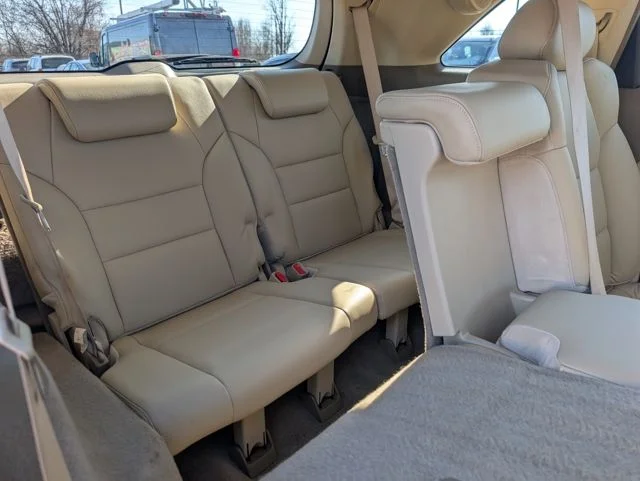 Used 2007 Beige Acura 3.7L image 22