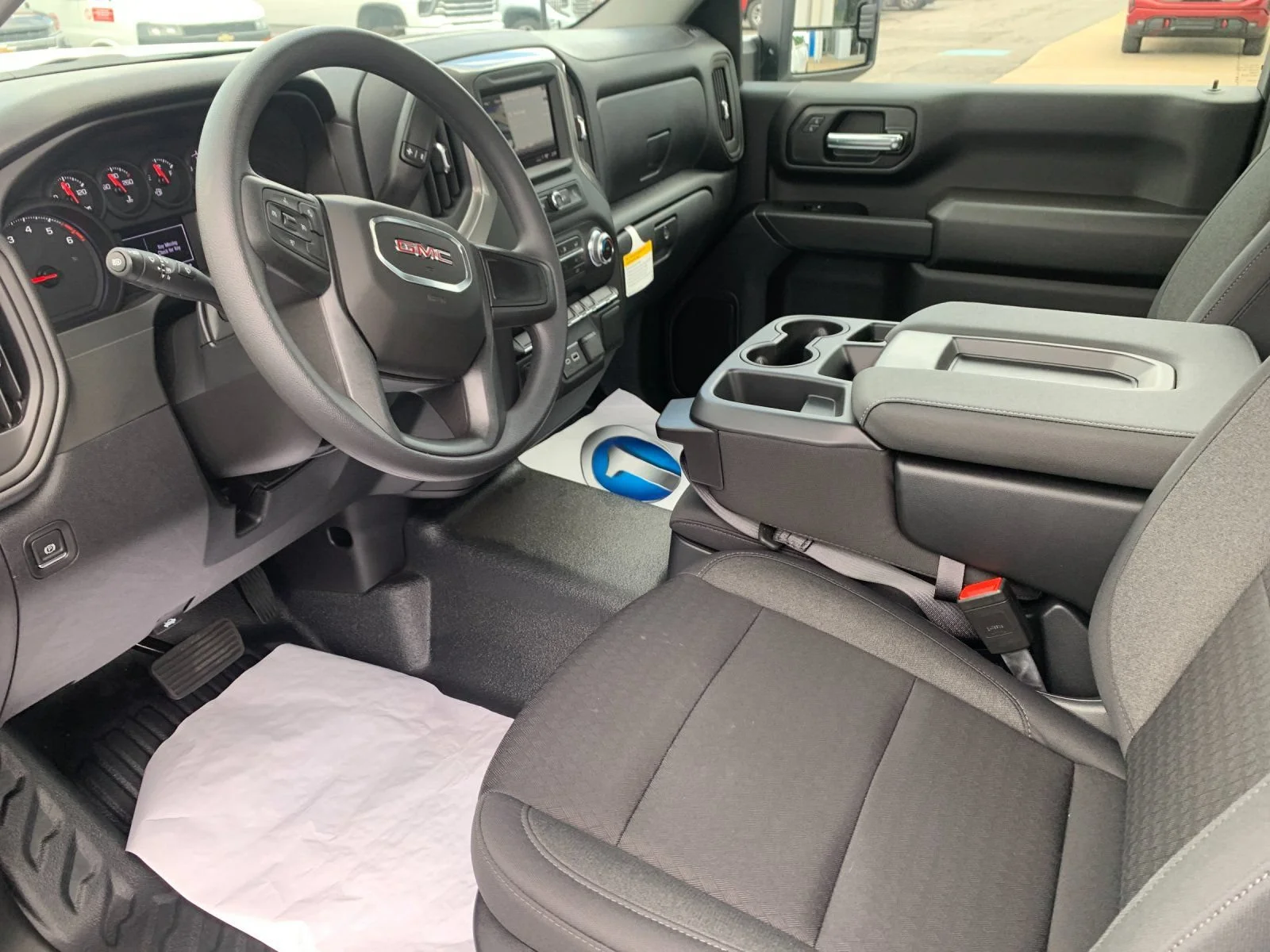 2026 GMC Sierra 2500HD Pro - Photo 10
