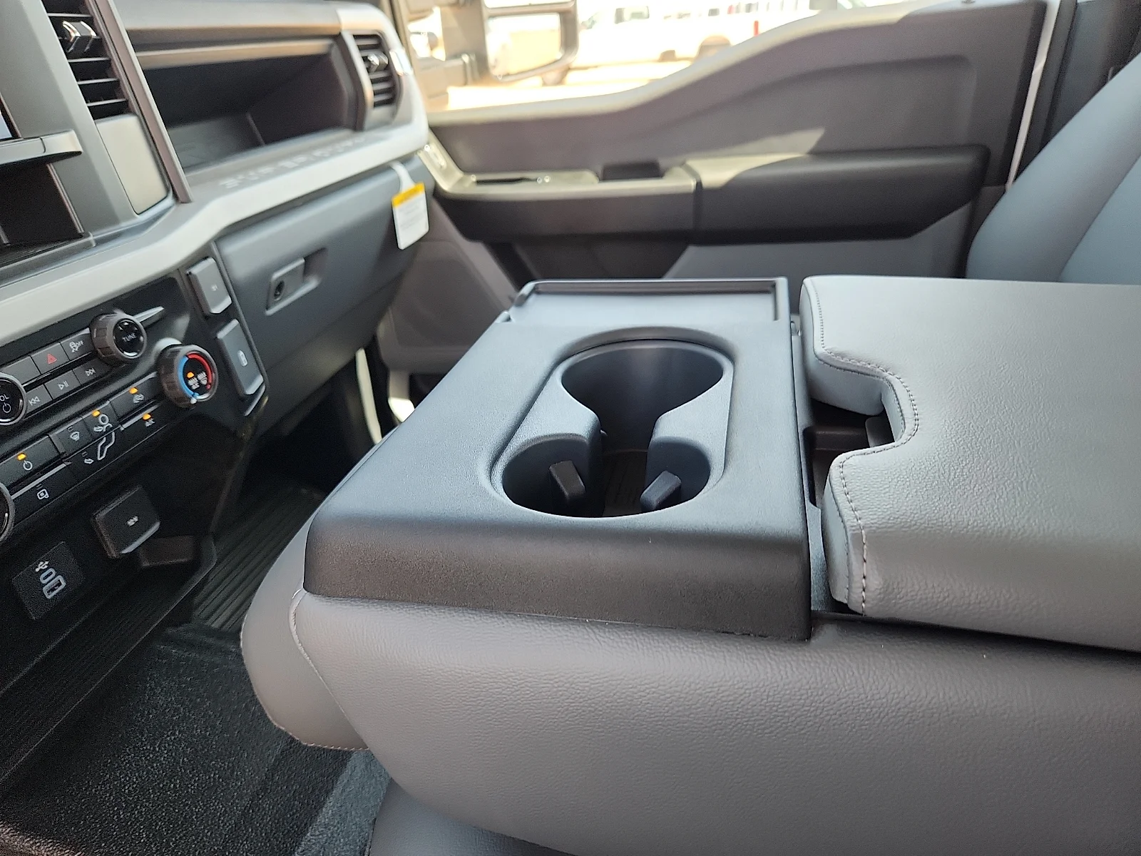 New 2026 Oxford White Ford F-450® XL image 25