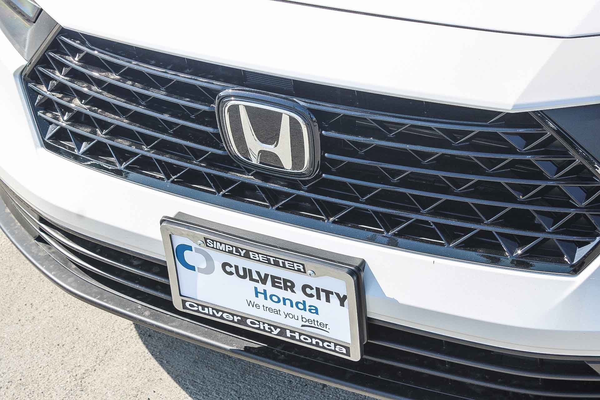 New 2026 Platinum White Pearl Honda SE image 5