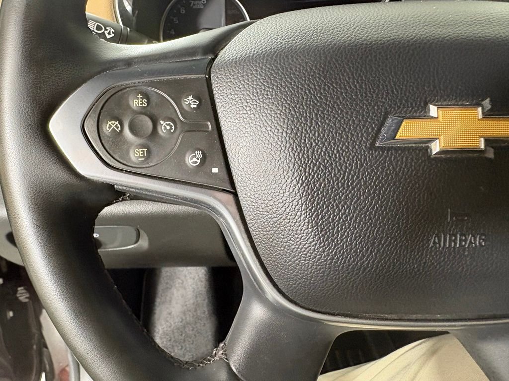 Used 2023 Red Chevrolet Premier image 25