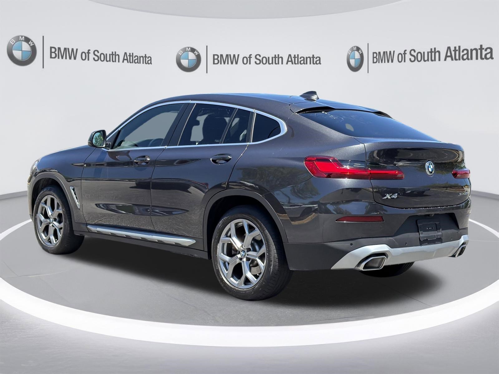 Used 2025 Dark Graphite Metallic BMW xDrive30i image 25