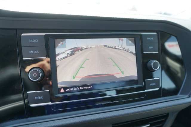 Used 2024  Volkswagen SE image 28