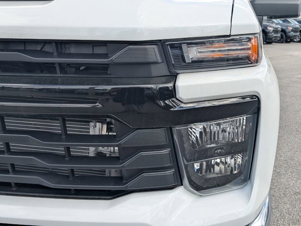 2025 Chevrolet Silverado 3500 HD Work Truck - Photo 9