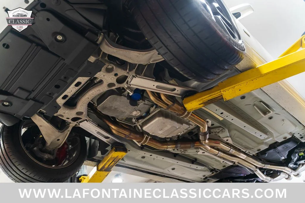 Used 2015 White Cadillac Base image 94