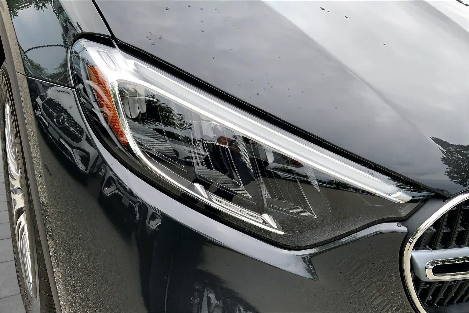 New 2026 Graphite Grey Metallic Mercedes-Benz GLC 300 image 17