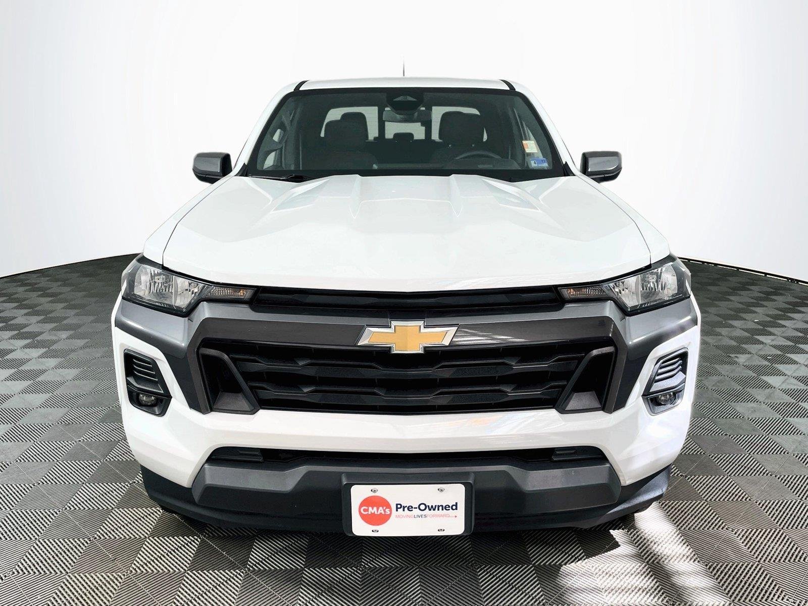 Used 2023 Summit White Chevrolet 2WD LT image 2