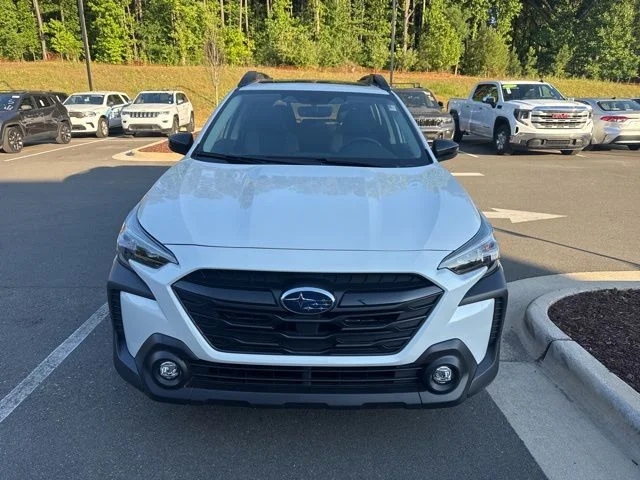 Used 2025 White Subaru Onyx Edition image 4