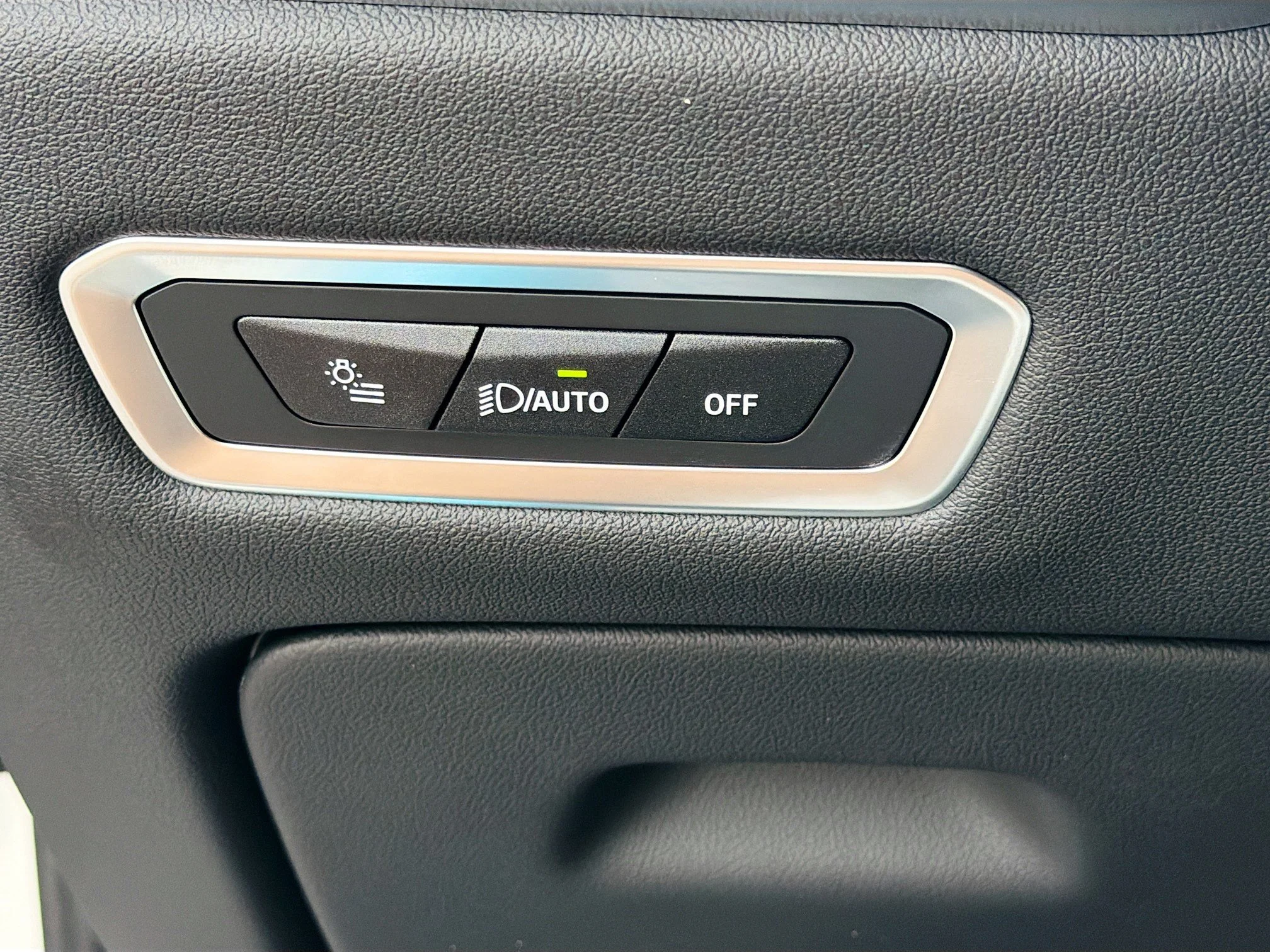 New 2027 Alpine White BMW xDrive40i image 37