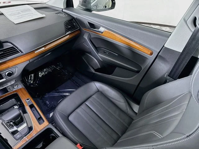 Used 2021  Audi 45 Premium image 22