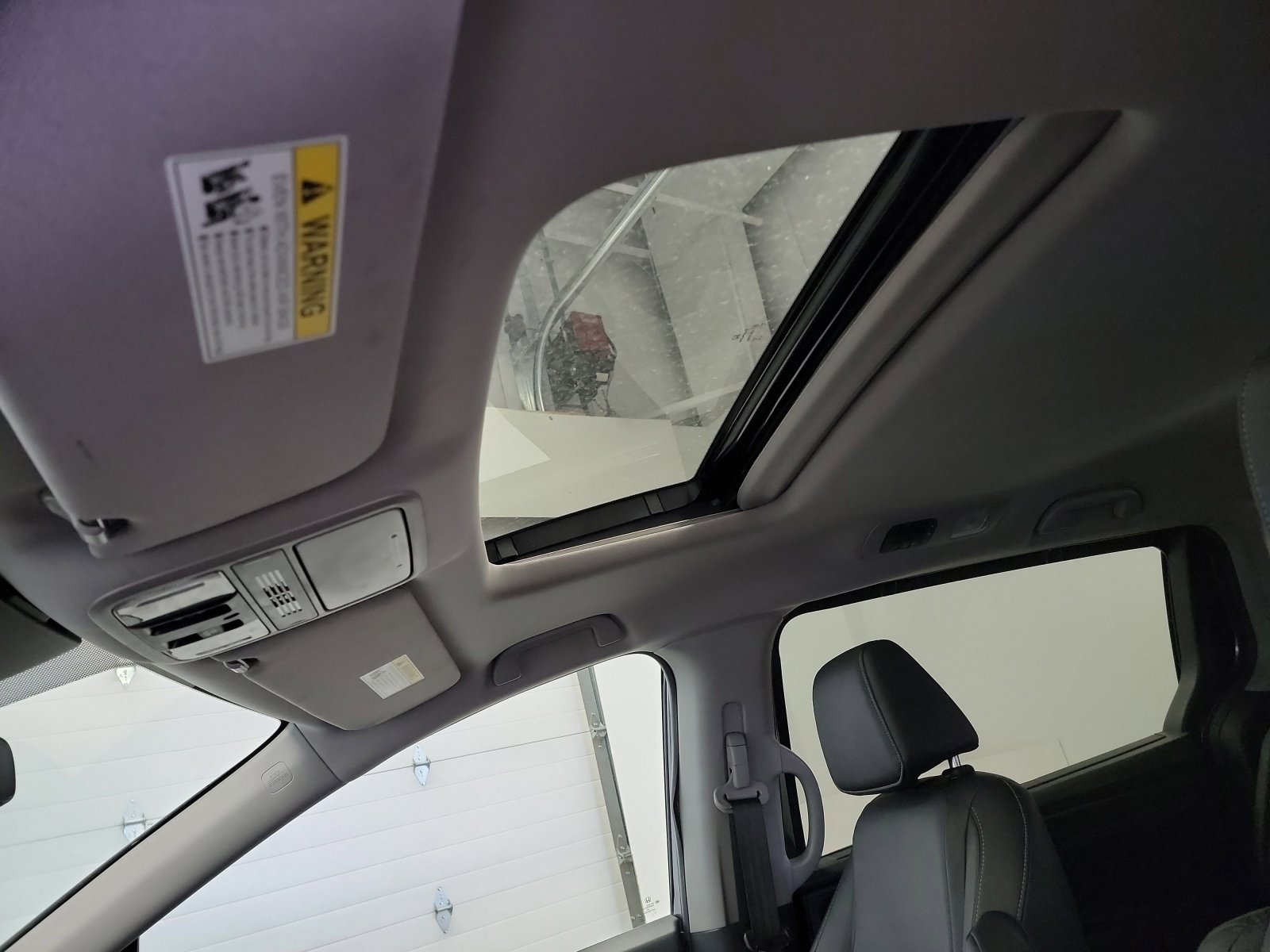 2024 Honda Odyssey EX-L - Photo 24