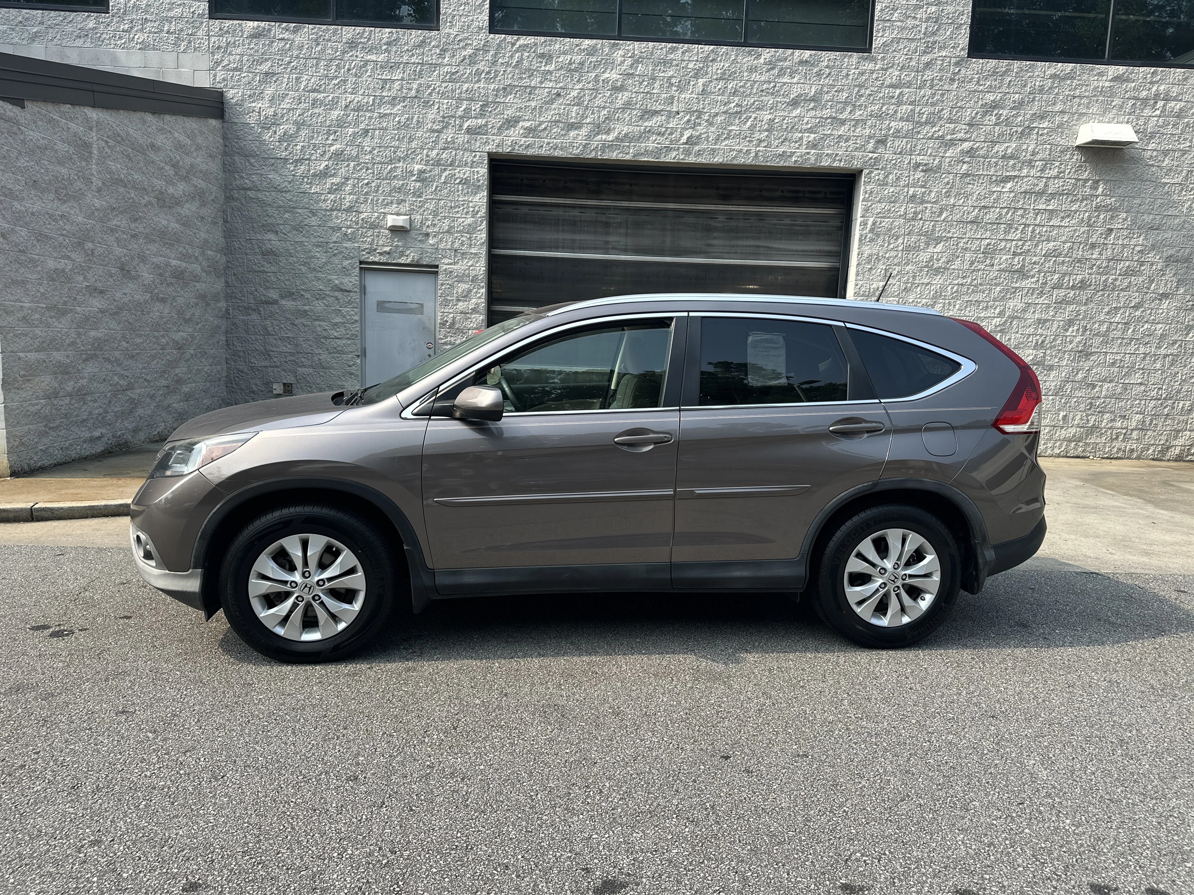 Used 2013  Honda EX-L image 9