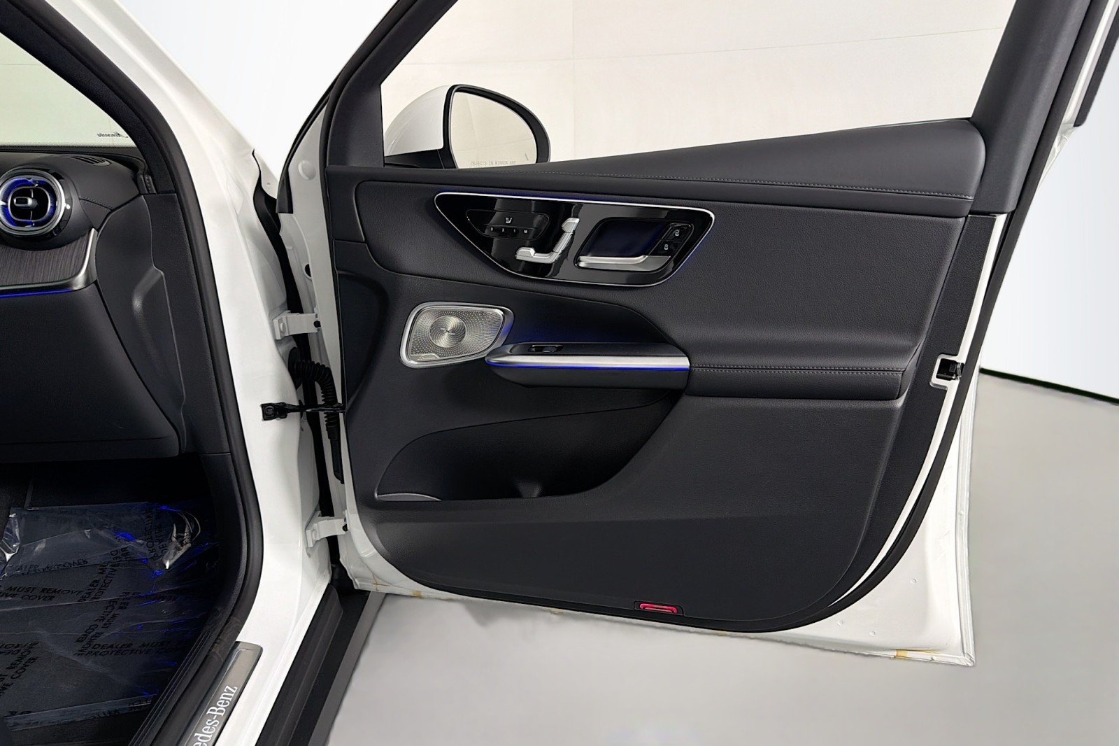 New 2026 Polar White Mercedes-Benz GLC 300 4MATIC® Coupe image 23