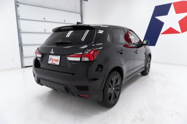 New 2027 Labrador Black Pearl Mitsubishi 2.0 LE 2WD image 5