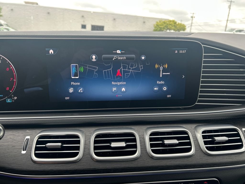 Used 2026 Black Mercedes-Benz GLS 450 image 18