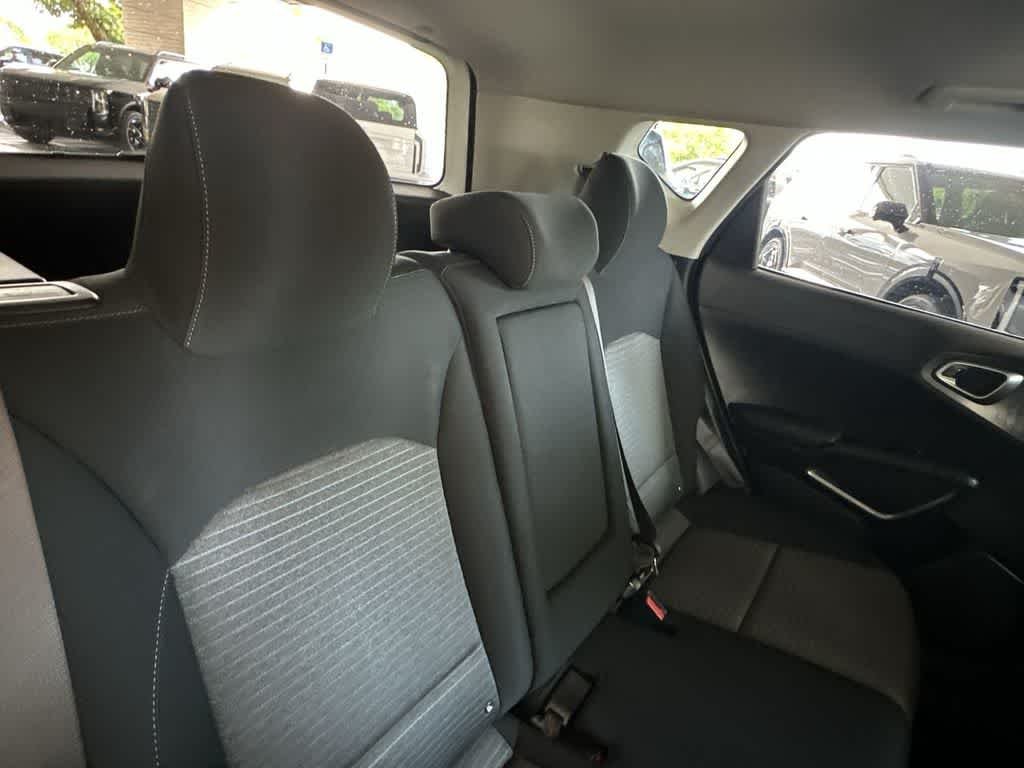 Used 2023 Snow White Pearl Kia EX image 26