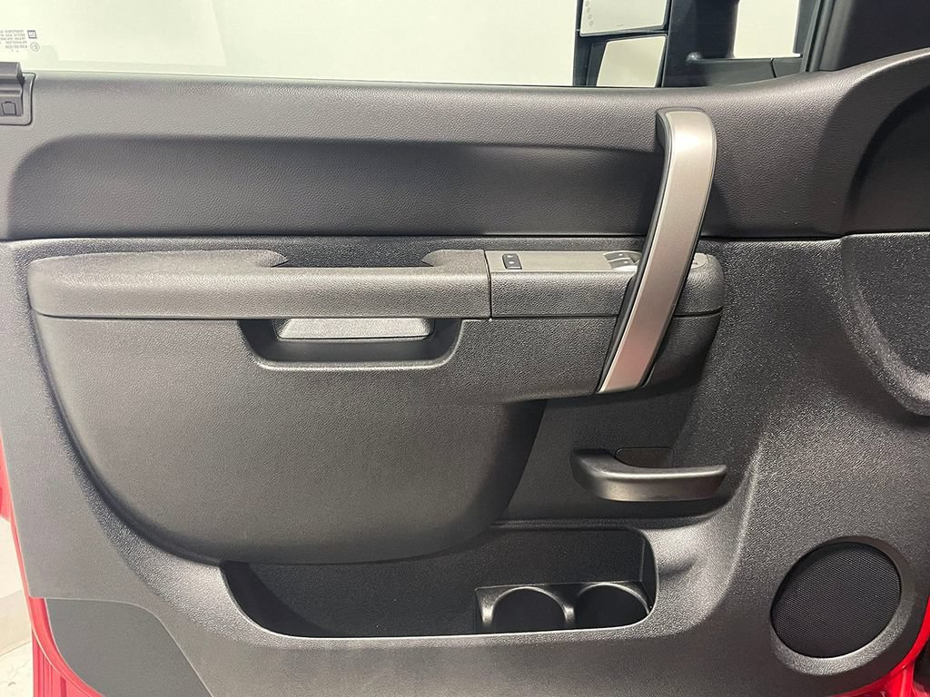 Used 2011 FIRE RED GMC SLE image 56