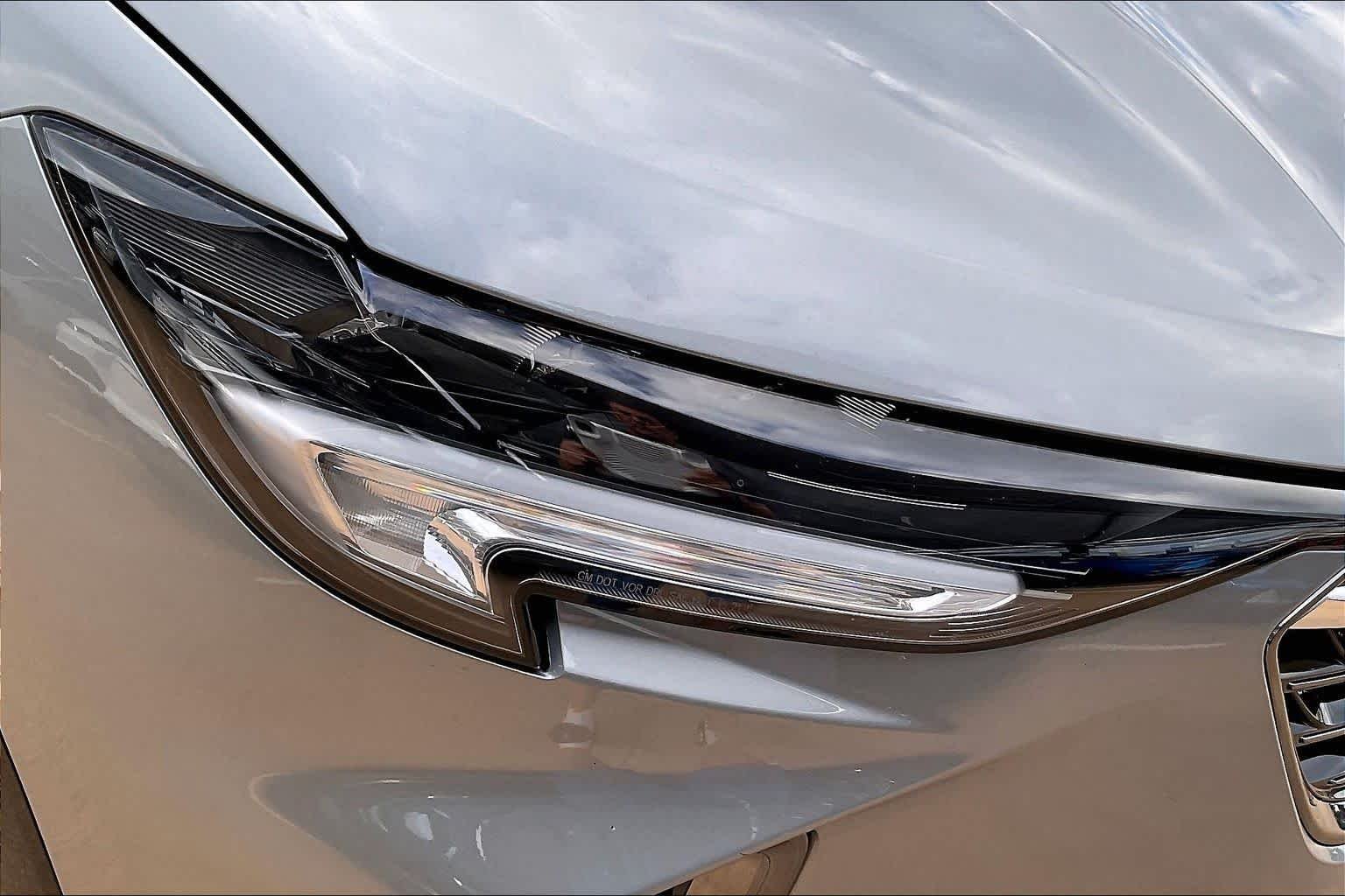 Used 2023 Moonstone Gray Metallic Buick Essence image 27