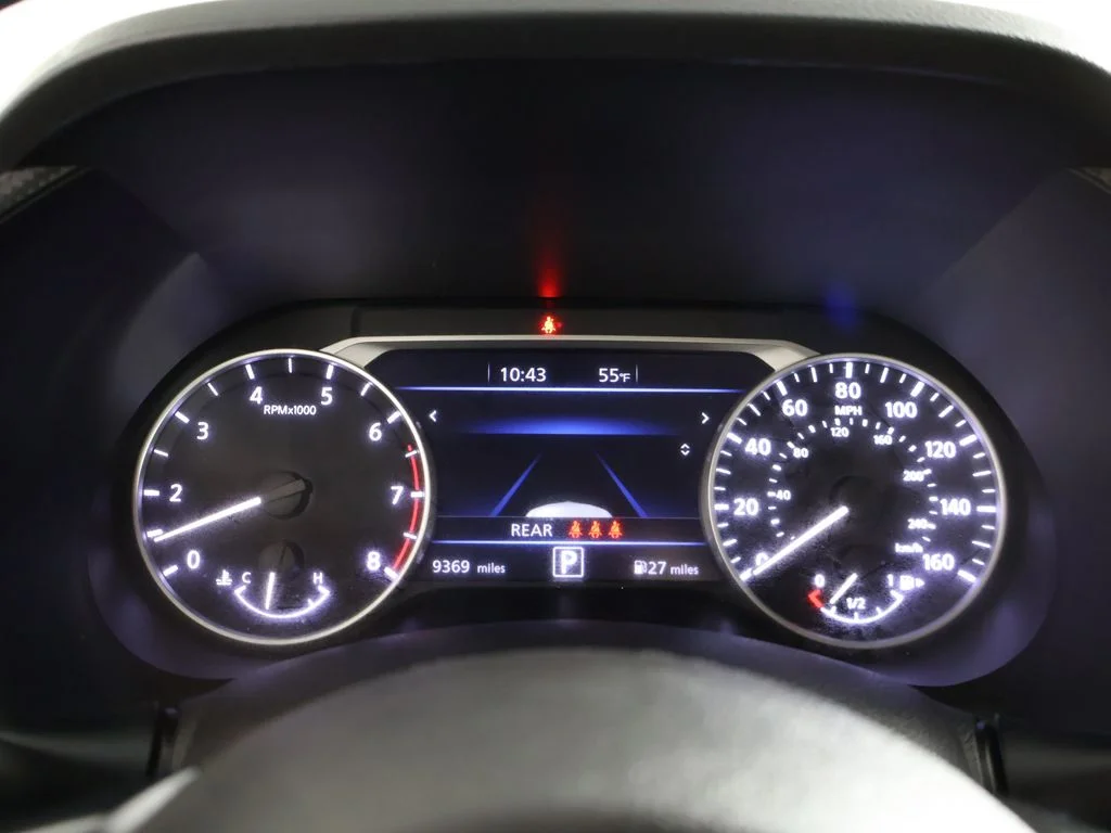 Used 2023 Super Black Nissan SR image 37