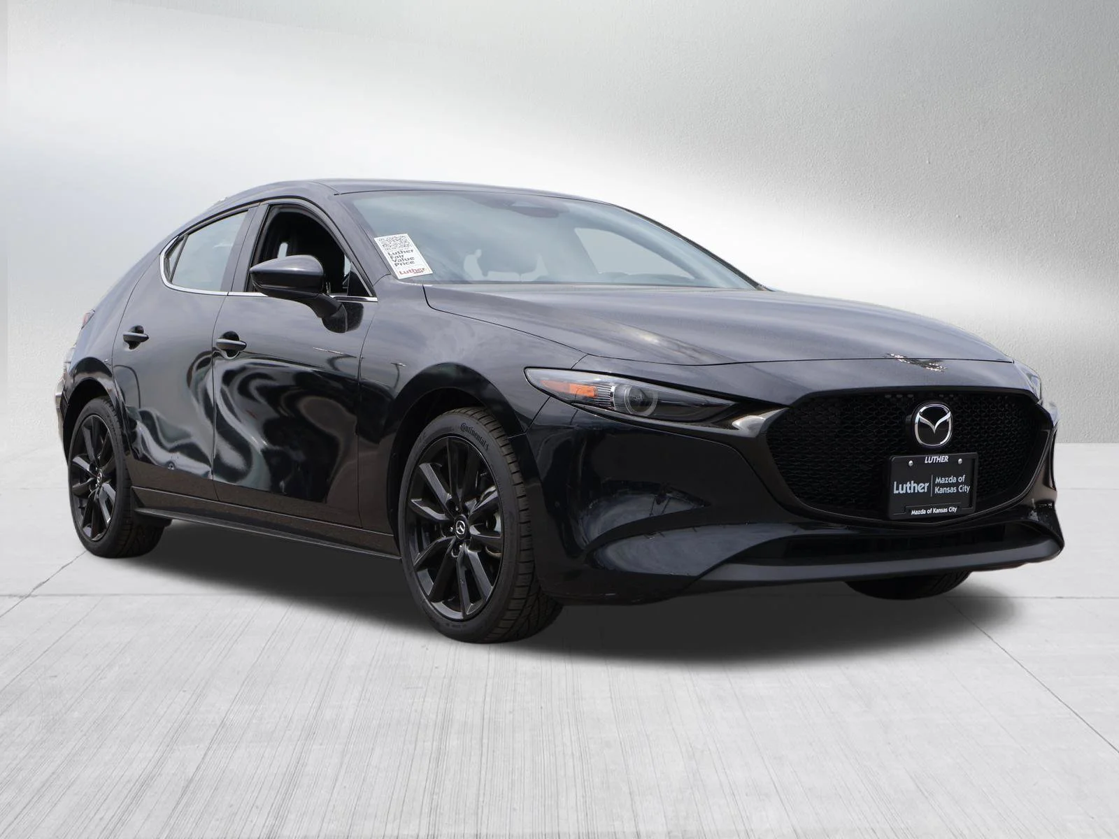 Used 2024 Mazda Mazda3 Premium with VIN JM1BPAMM9R1650315 for sale in Kansas City