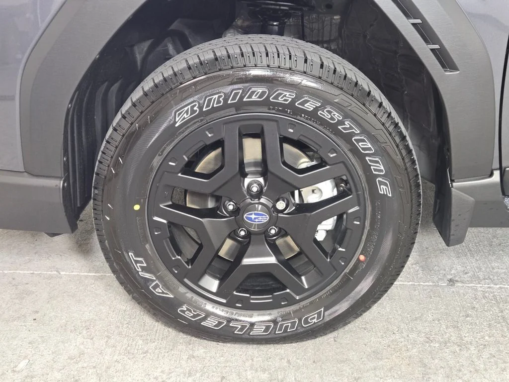 New 2026 MAGNETITE GRAY METALLIC Subaru Wilderness image 7