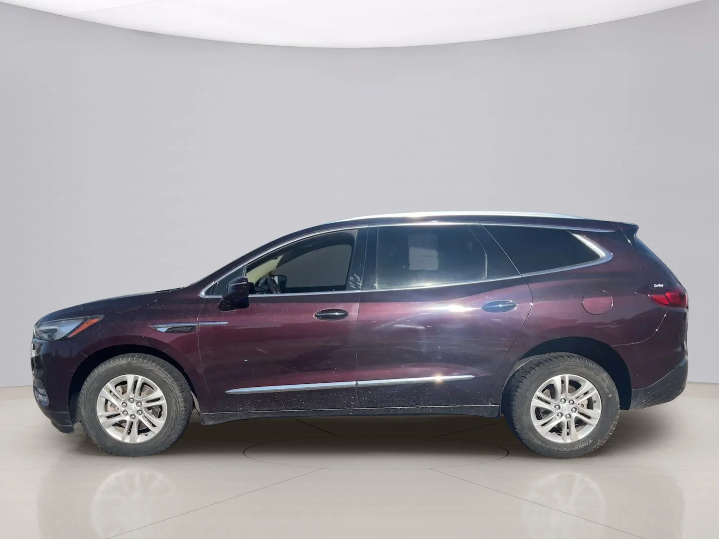 Used 2018 Red Buick ESSENCE image 2
