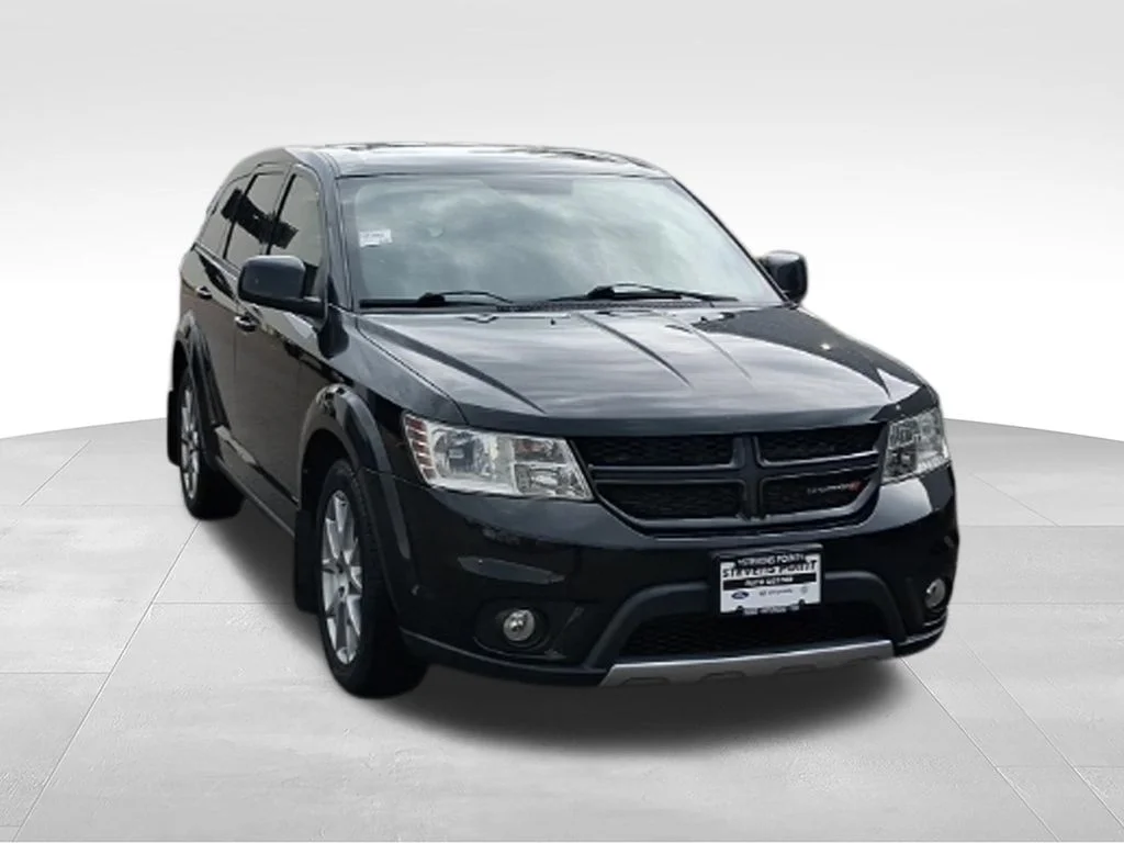Used 2013 Brilliant Black Crystal Pearlcoat Dodge R/T image 9