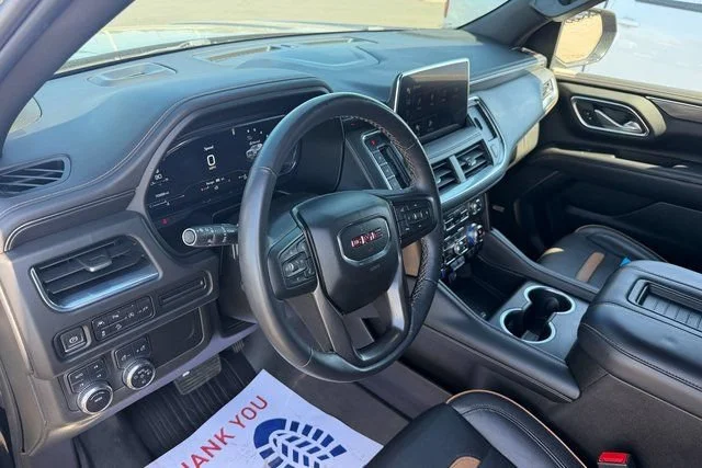 Used 2022 ONYX BLACK GMC AT4 image 11
