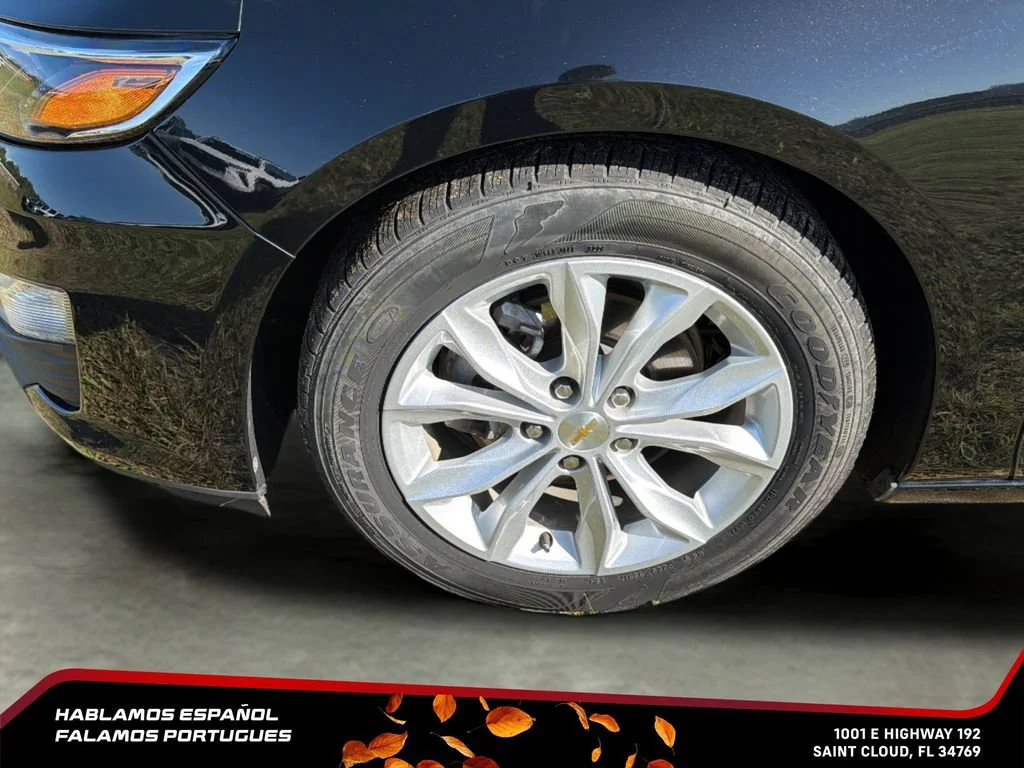 Used 2025 Mosaic Black Metallic Chevrolet 1LT image 30