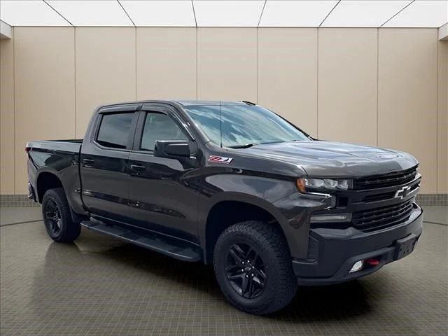 Used 2021 Brown Chevrolet LT Trail Boss image 2