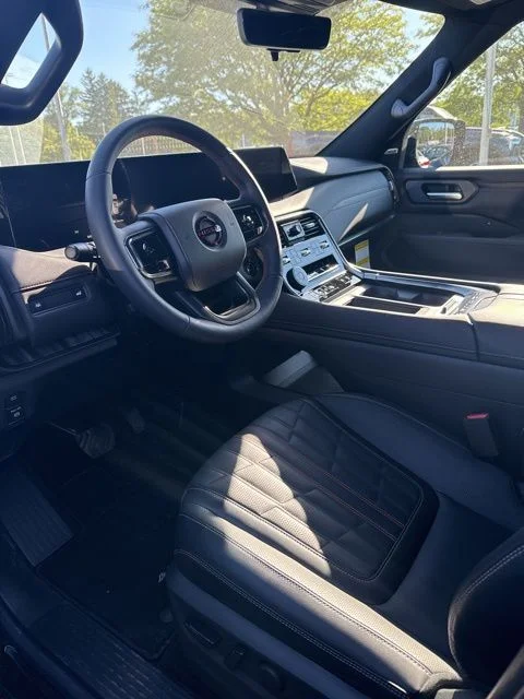 2025 Nissan Armada PRO-4X - Photo 12