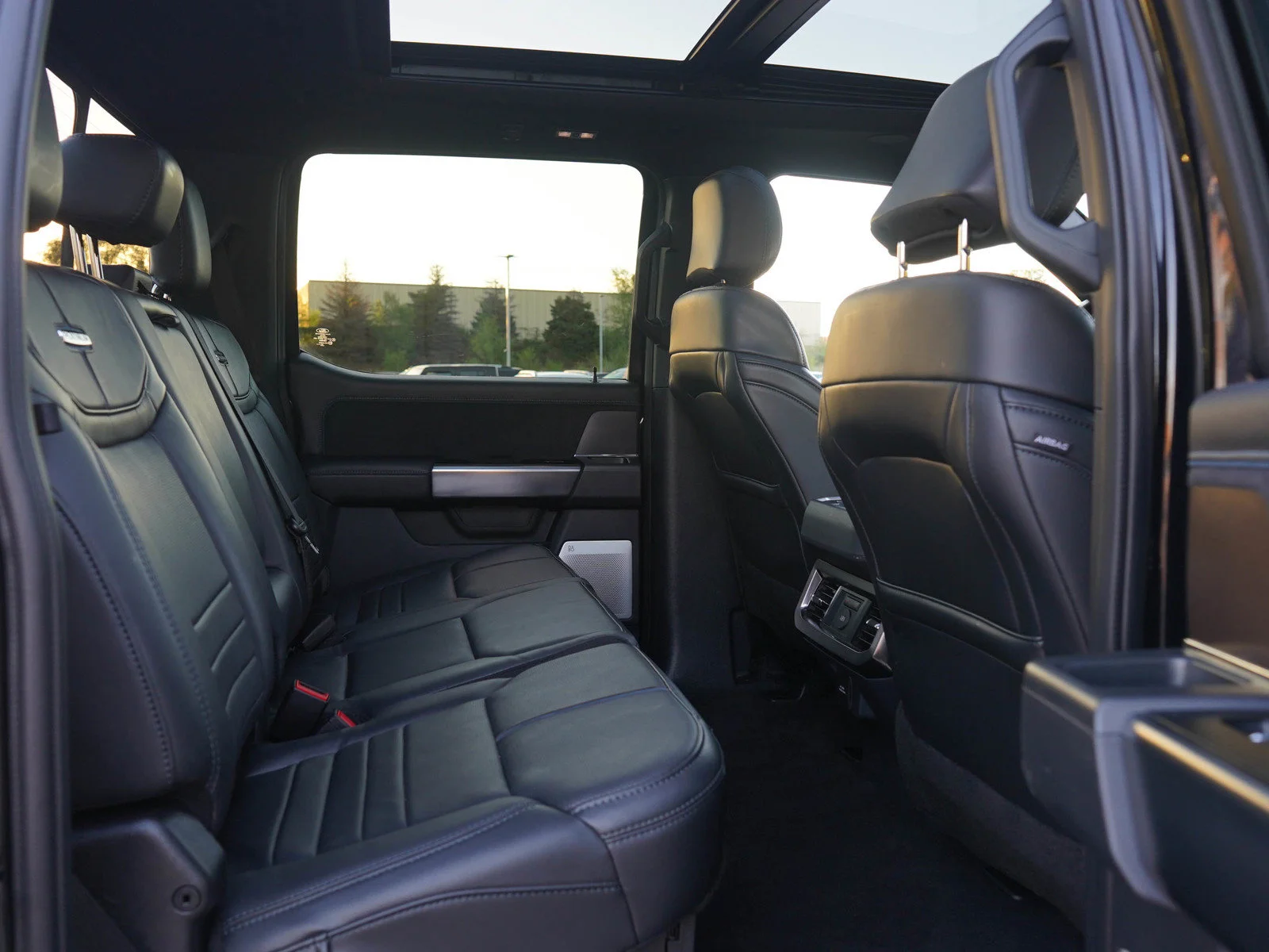 Used 2026 Agate Black Metallic Ford Platinum image 13