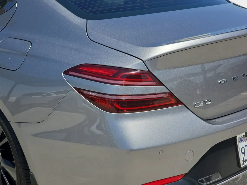Used 2023 Silver Genesis 3.3T image 38