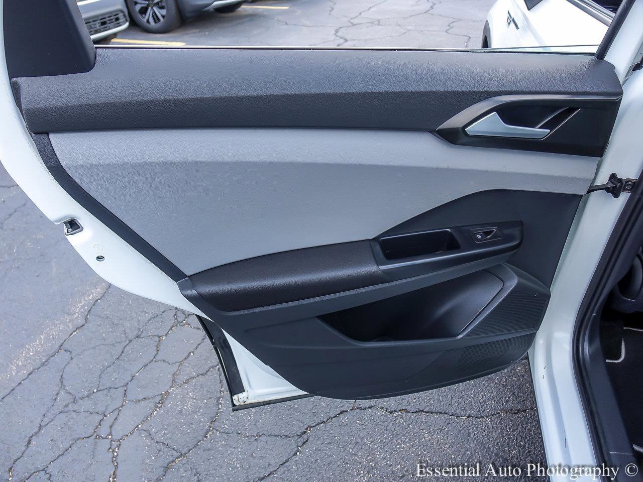 Used 2023 Pure White Volkswagen S image 19