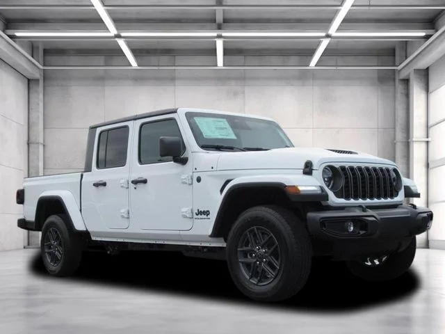 2026 Jeep Gladiator Sport S Auto's photo