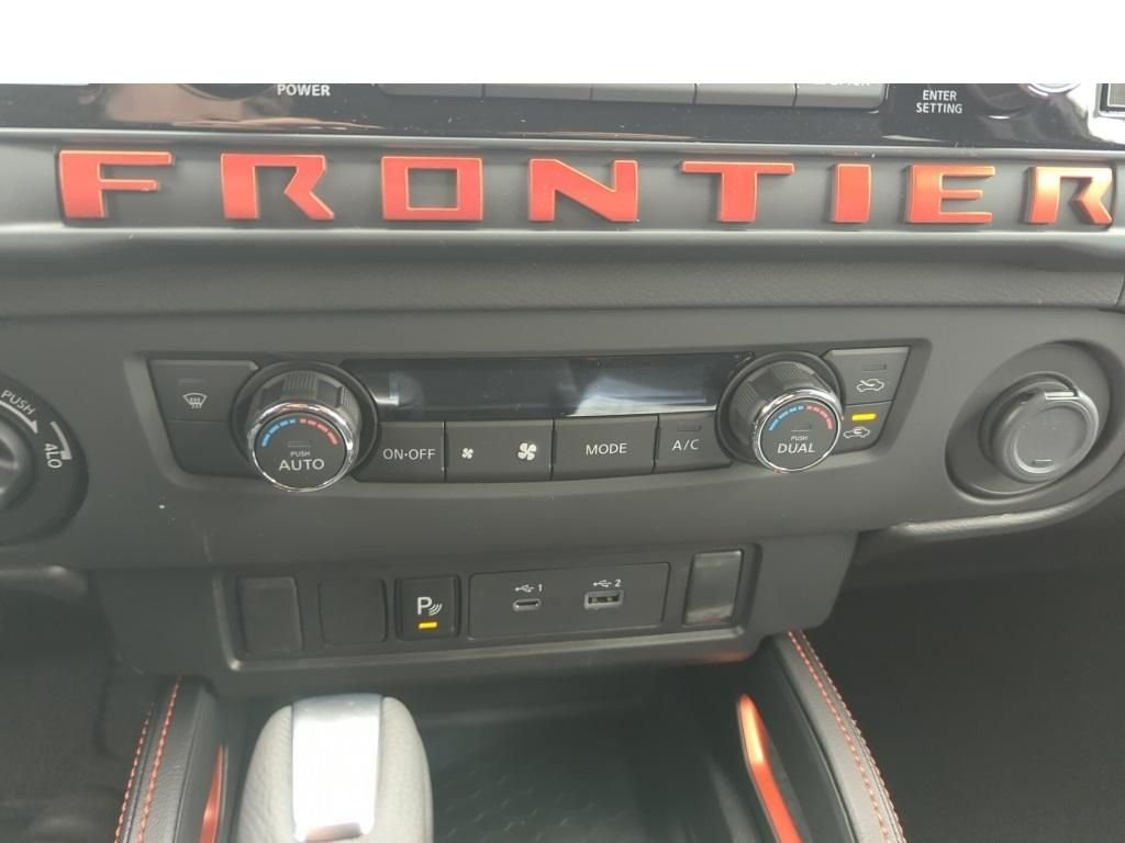 2025 Nissan Frontier PRO-4X - Photo 13