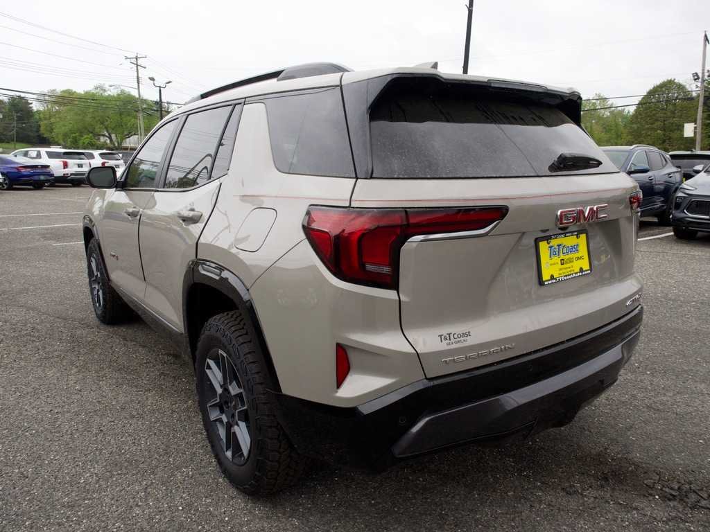 2026 GMC Terrain AT4 - Photo 8