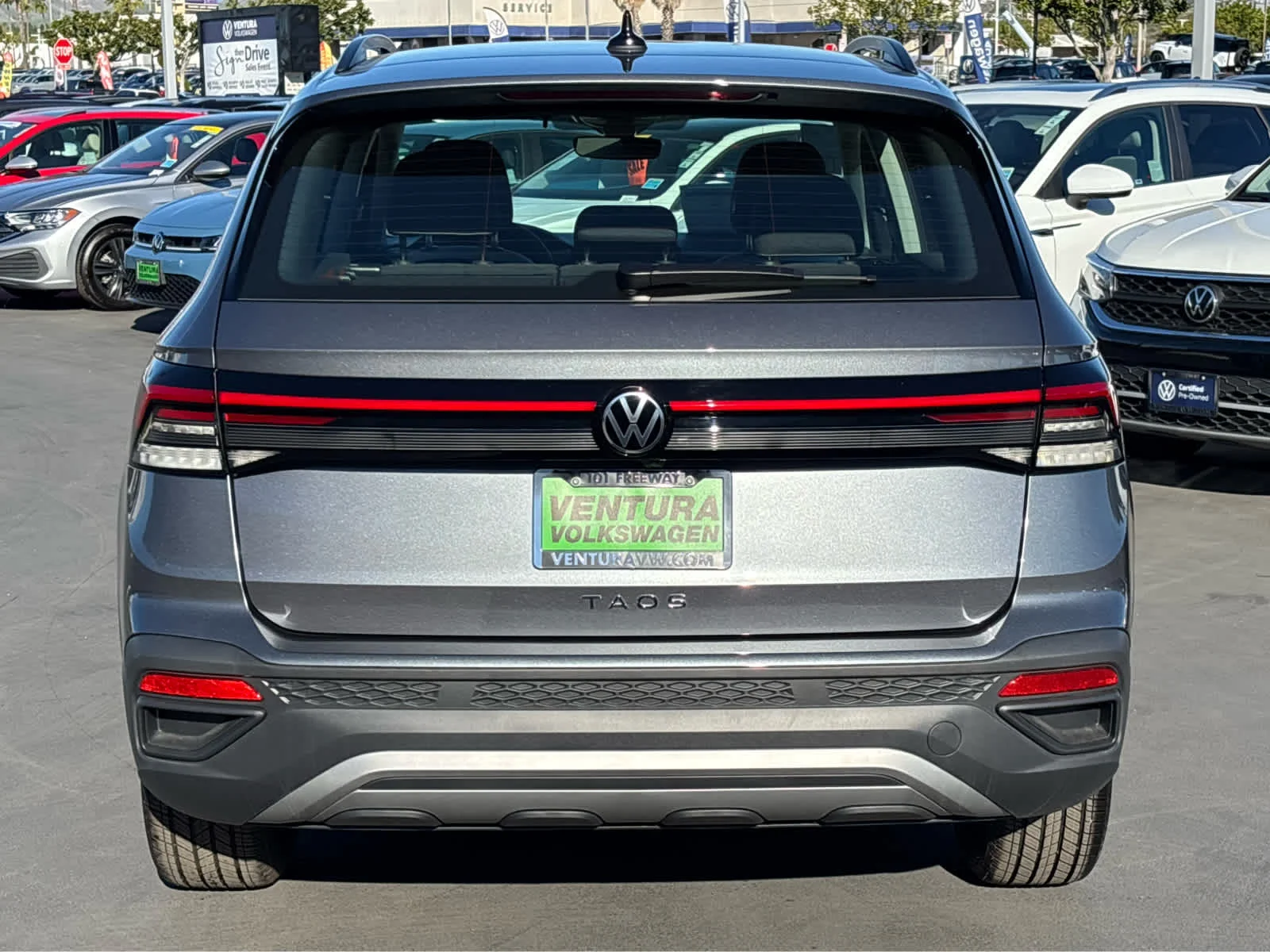 New 2026 PLATINUM GRAY Volkswagen S image 4