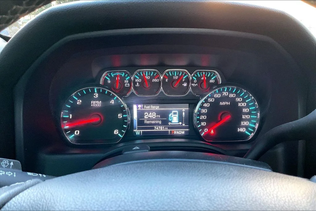 Used 2016 Red Chevrolet LT image 12