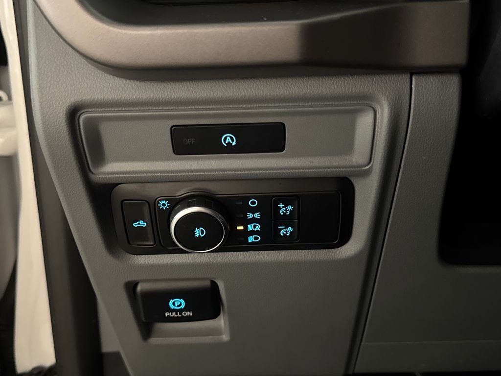 Used 2025  Ford XLT image 18