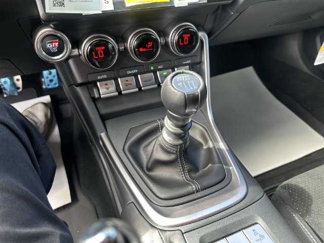 New 2026 Track bRED <sup>1</sup> Toyota  Premium MT image 30